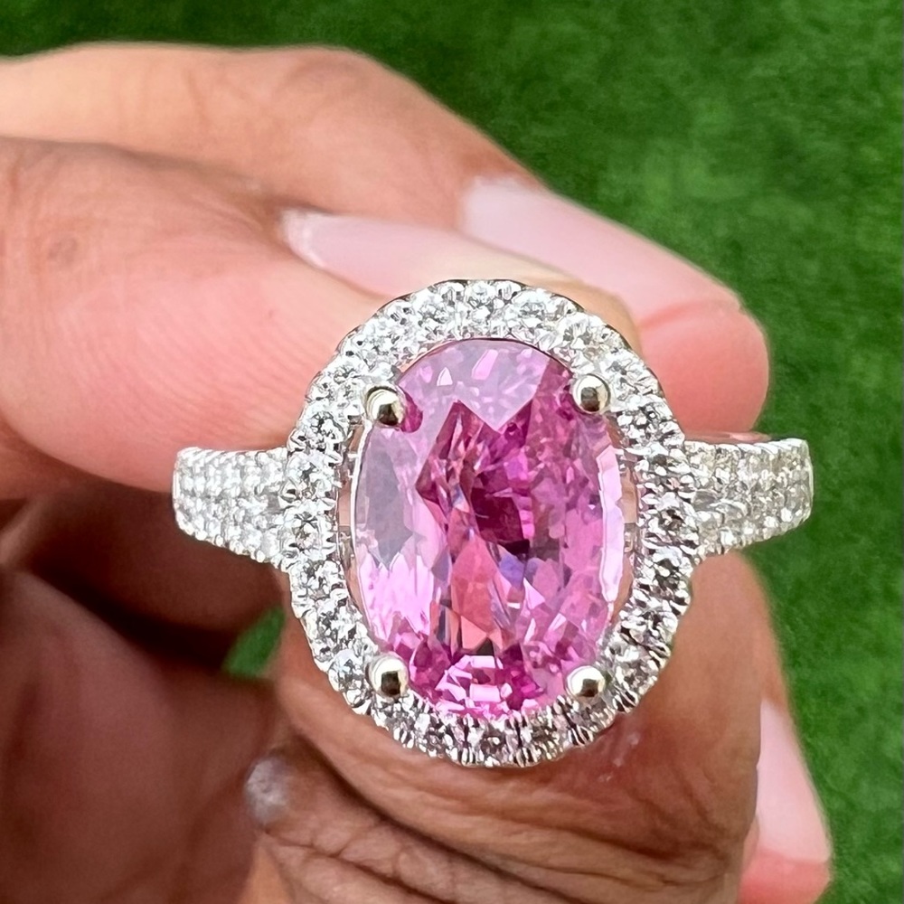 Natural pink sapphire 2.50 carat Diamond bezel ring - Picture 4 of 8